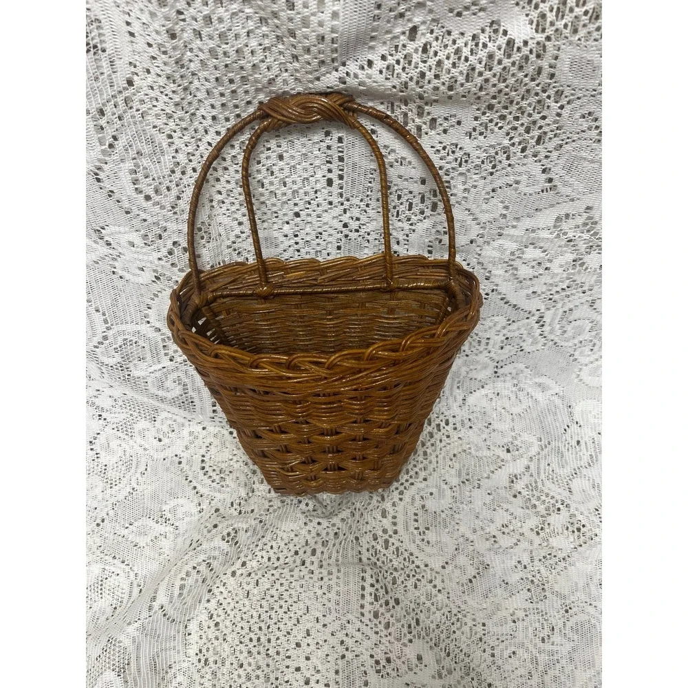 woven hanging wall basket farmhouse - Picture 2 of 6